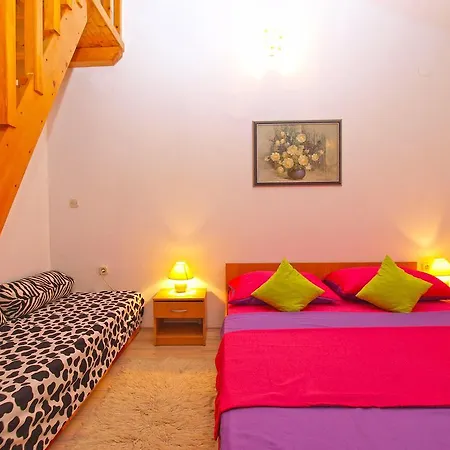 Apartmán Anto 1296 Pula