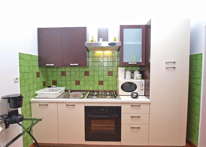 Apartment Anto 1296 Pula