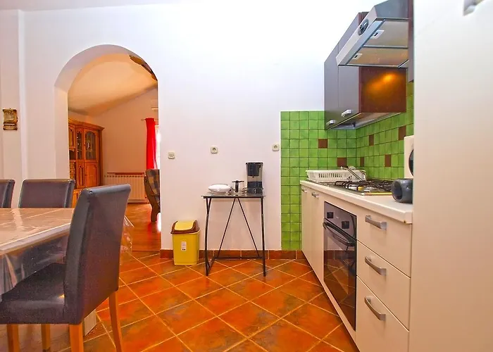 Apartment Anto 1296