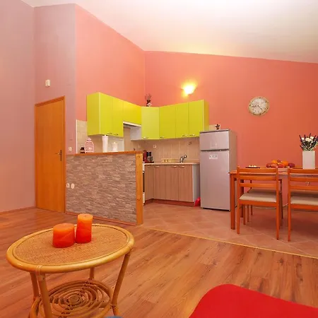 Apartment Anto 1296