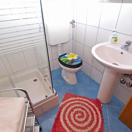 Apartment Anto 1296