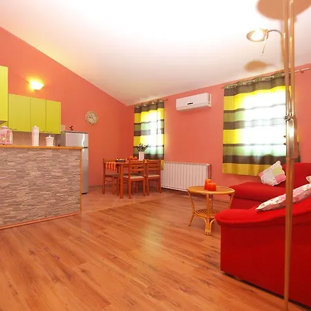 Apartman Anto 1296 *